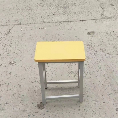 學(xué)生凳